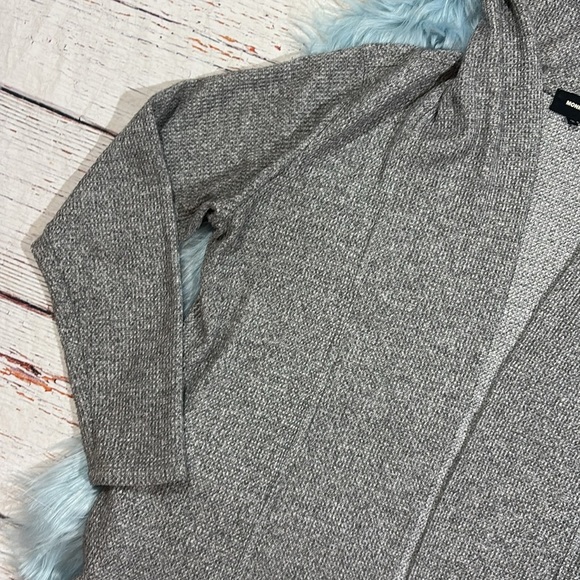 Monrow Gray Waffle Thermal Knit Hooded Cardigan - Picture 5 of 9